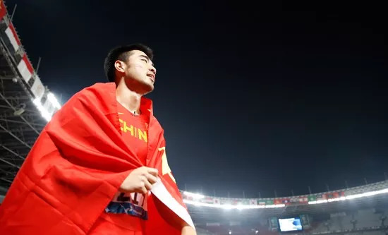 陈圆将，以非凡之姿，强势冲击男子110米栏冠军